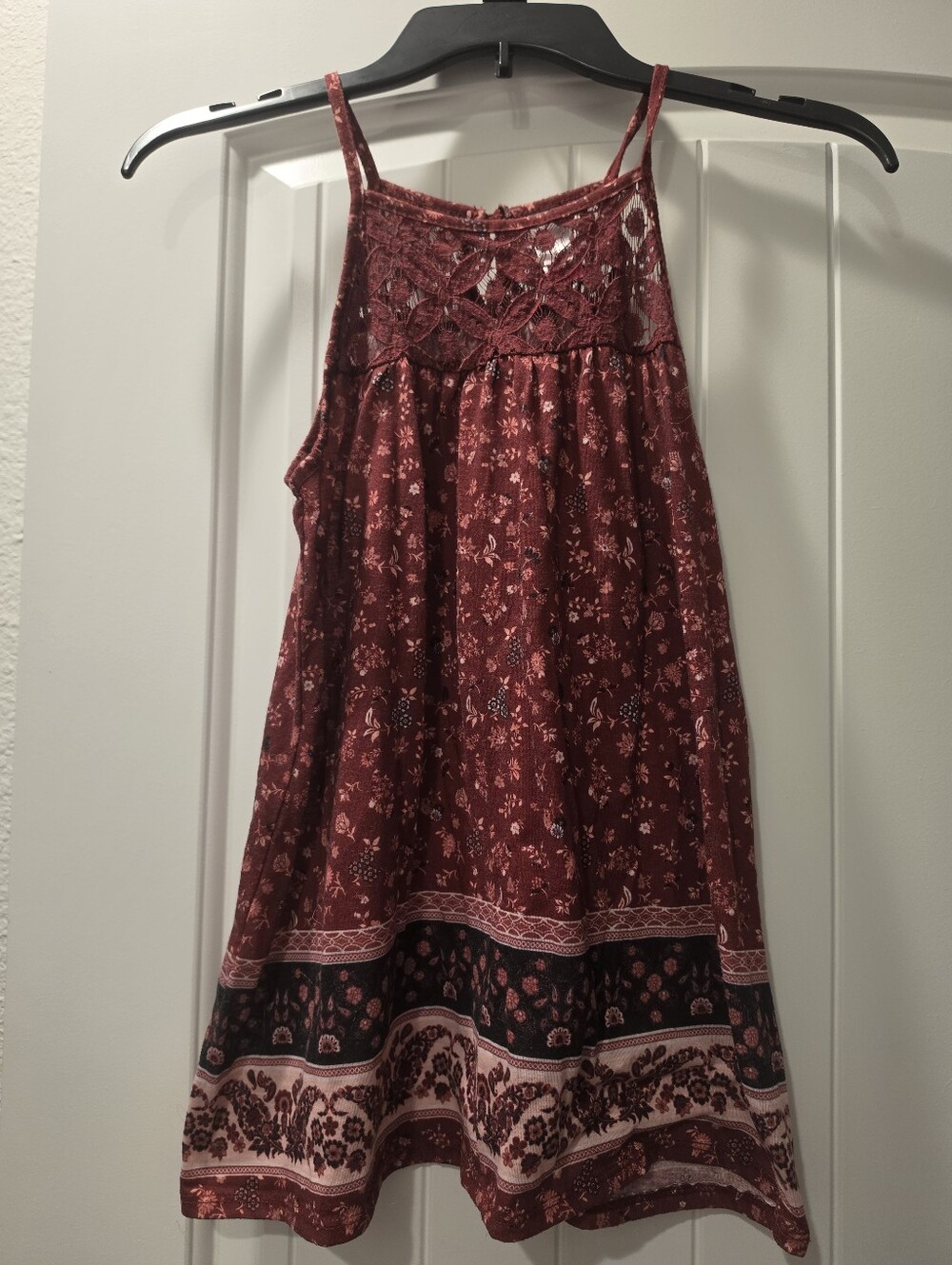 Burgundy Floral Sleeveless Top with Lace Detail